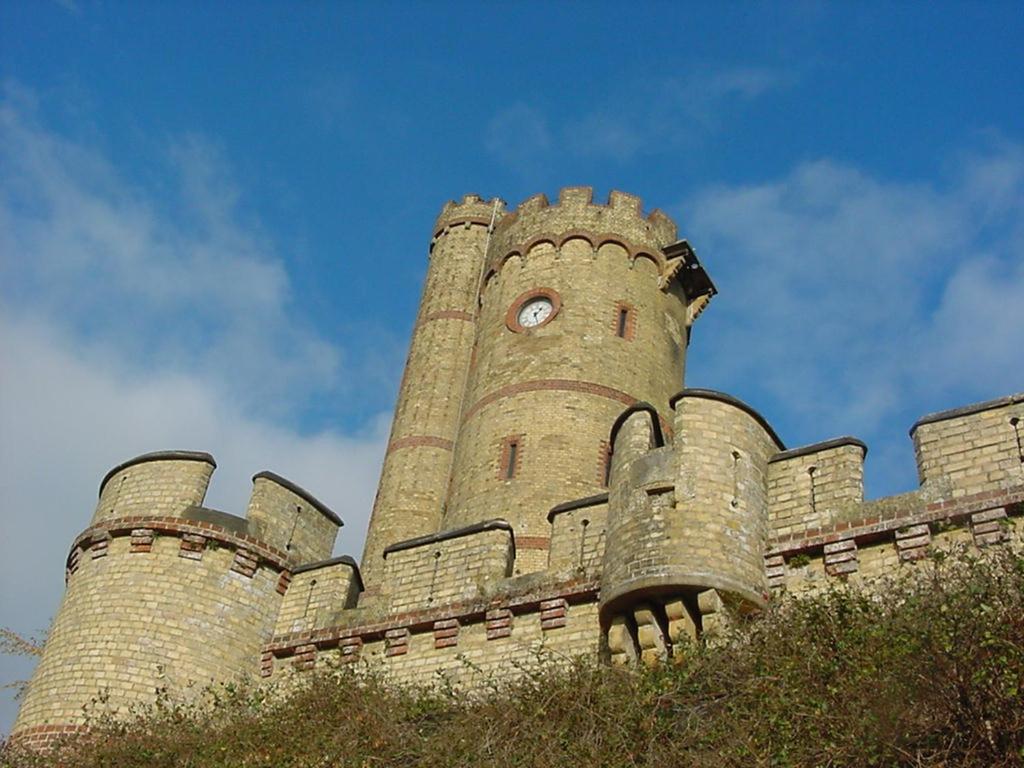 Accommodation At Salomons Estate Royal Tunbridge Wells Exterior foto